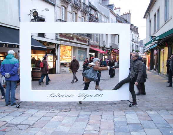 Carte postale géante pour l'événement Kulturmix à Dijon